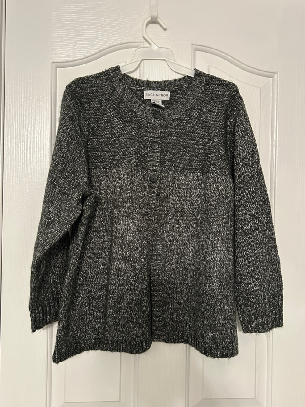 Sag Harbor Charcoal Textured‑Knit Button Cardigan – Women’s Large, EUC